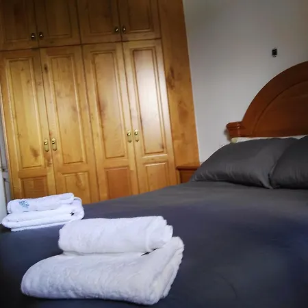 Acantilados De Papel Moras